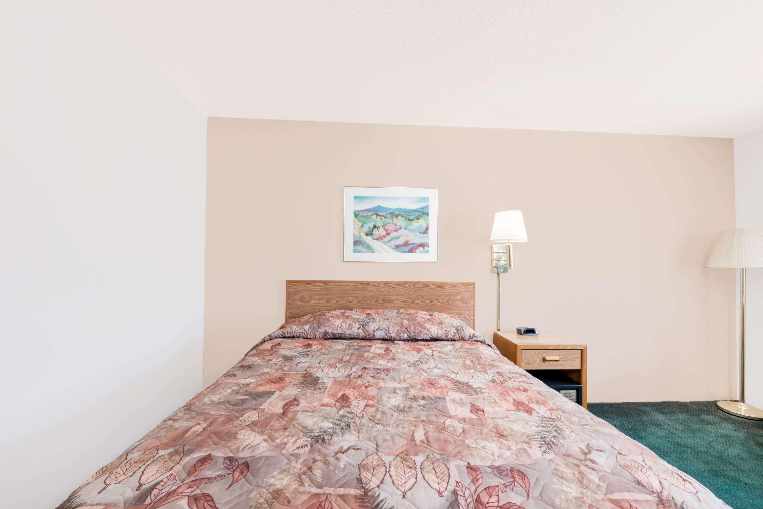 Отель Super 8 By Wyndham Belle Fourche Sd Экстерьер фото
